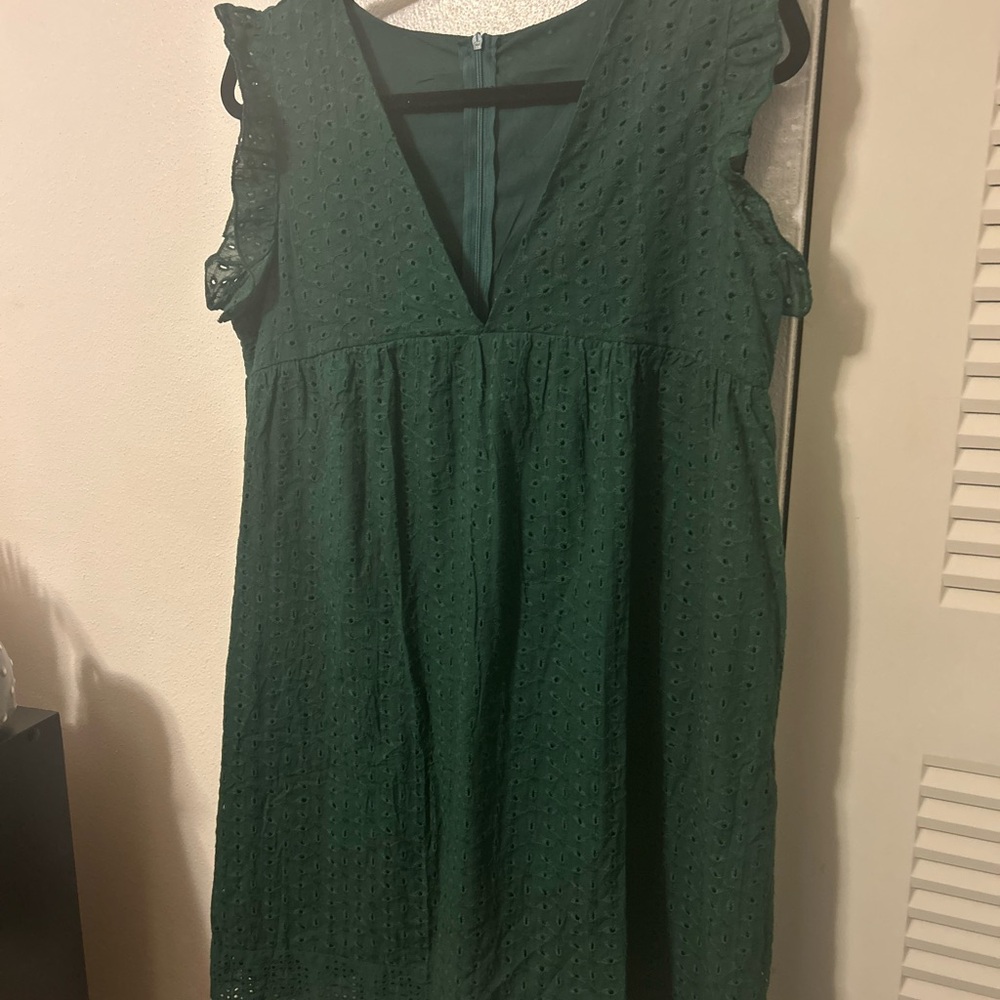 Green Eyelet Sleeveless Dress